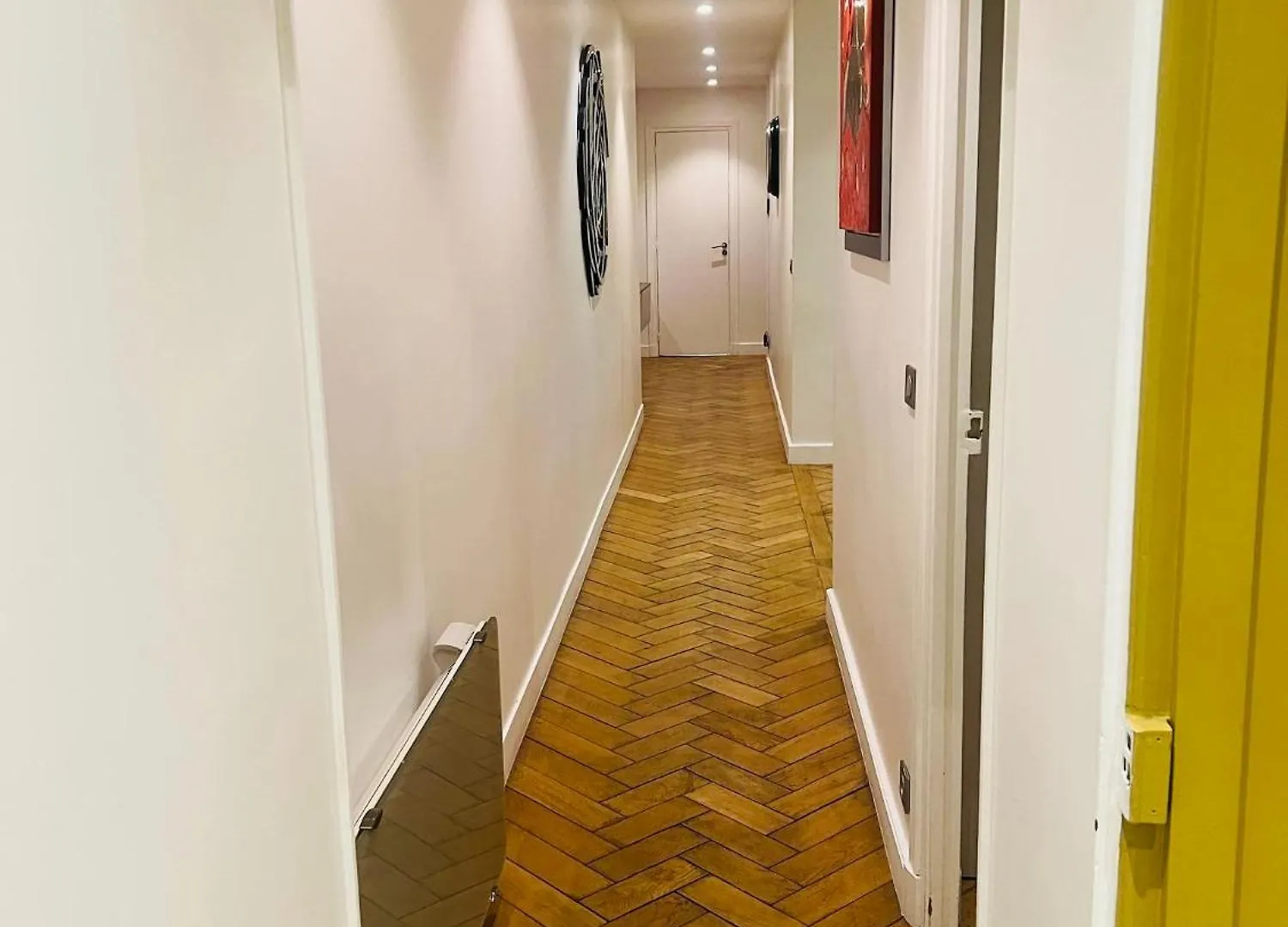 Appartement Tour Eiffel Montaigne Paris France