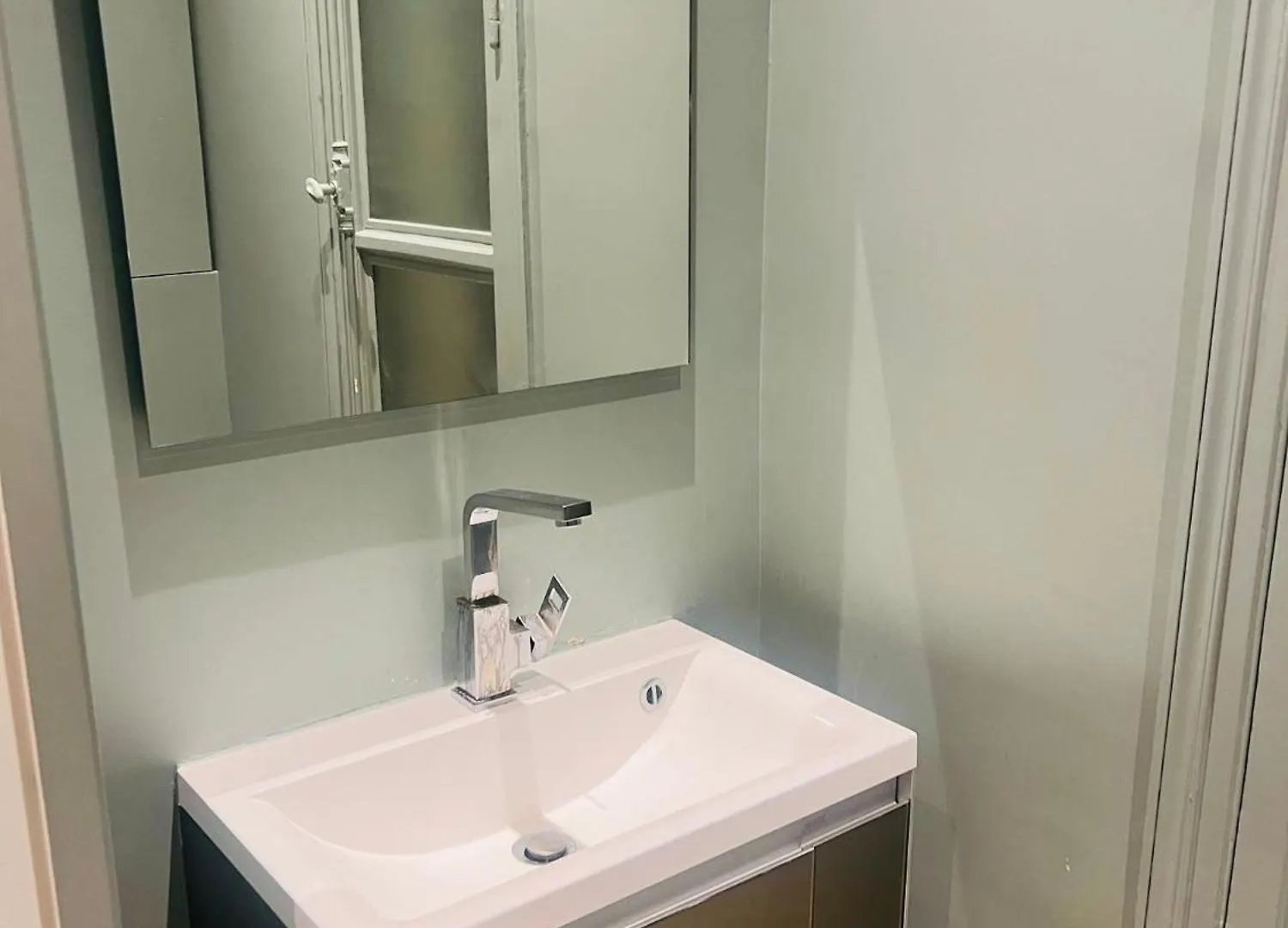 Appartement Tour Eiffel Montaigne París Apartamento
