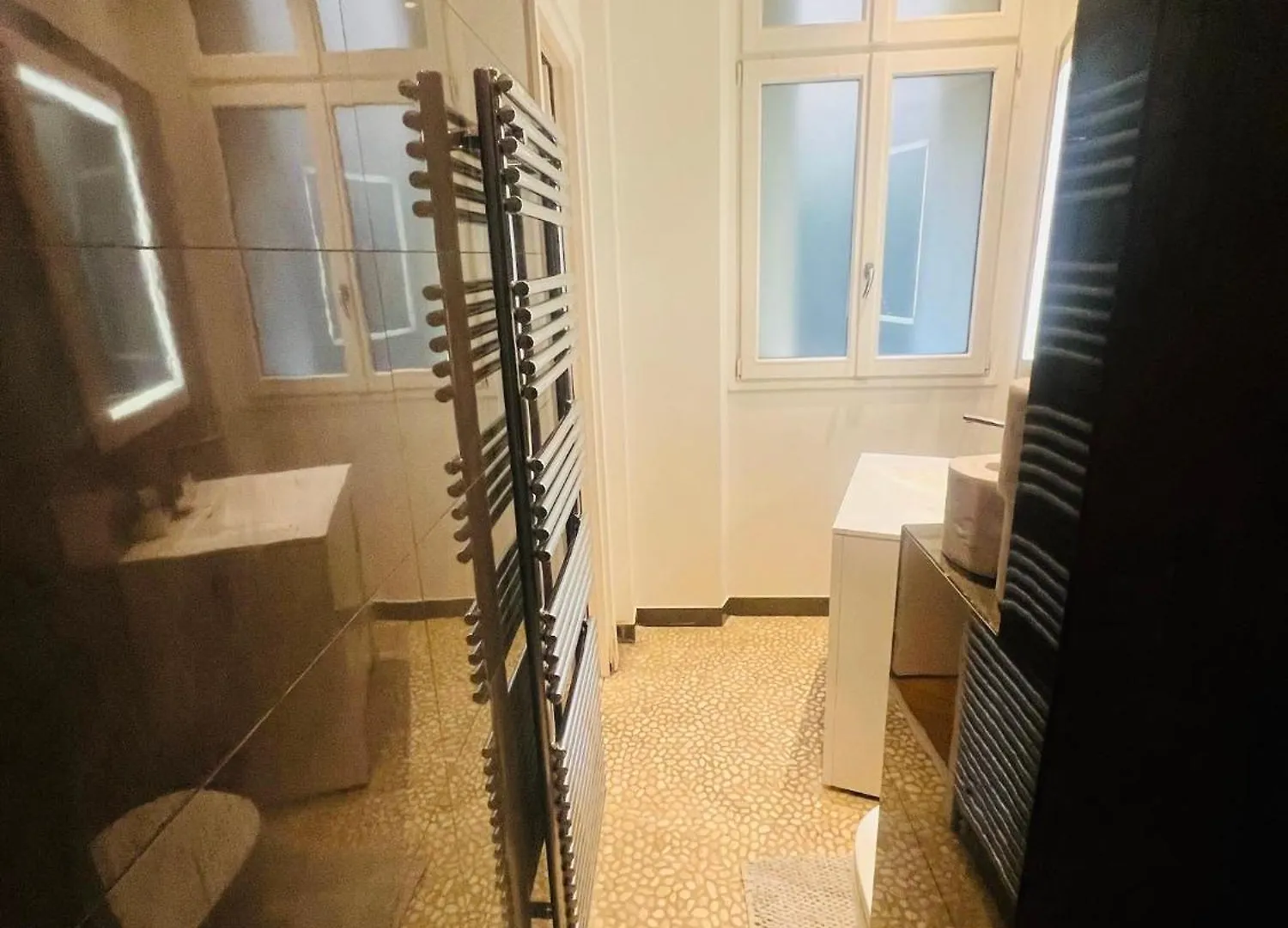 Apartamento Appartement Tour Eiffel Montaigne París