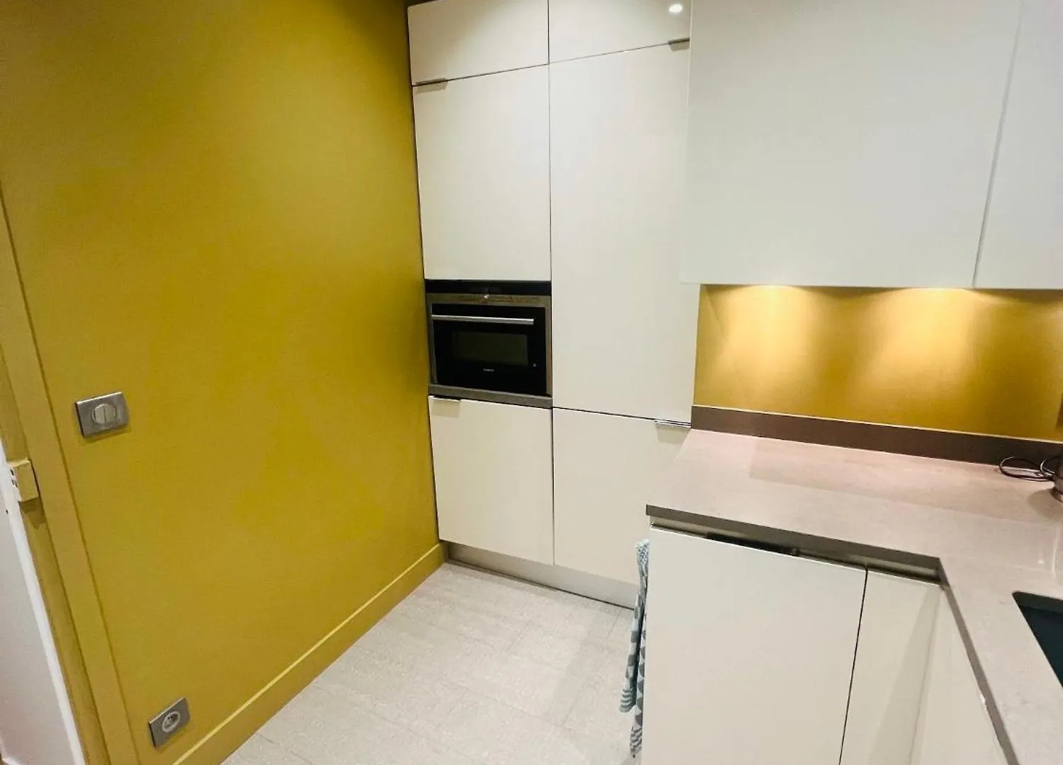 Apartamento Appartement Tour Eiffel Montaigne París Francia